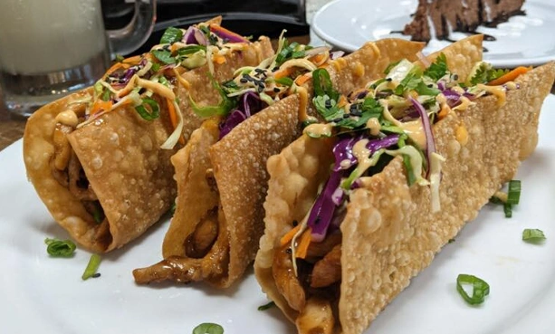 Places To Eat near Pineywoods Vineyard